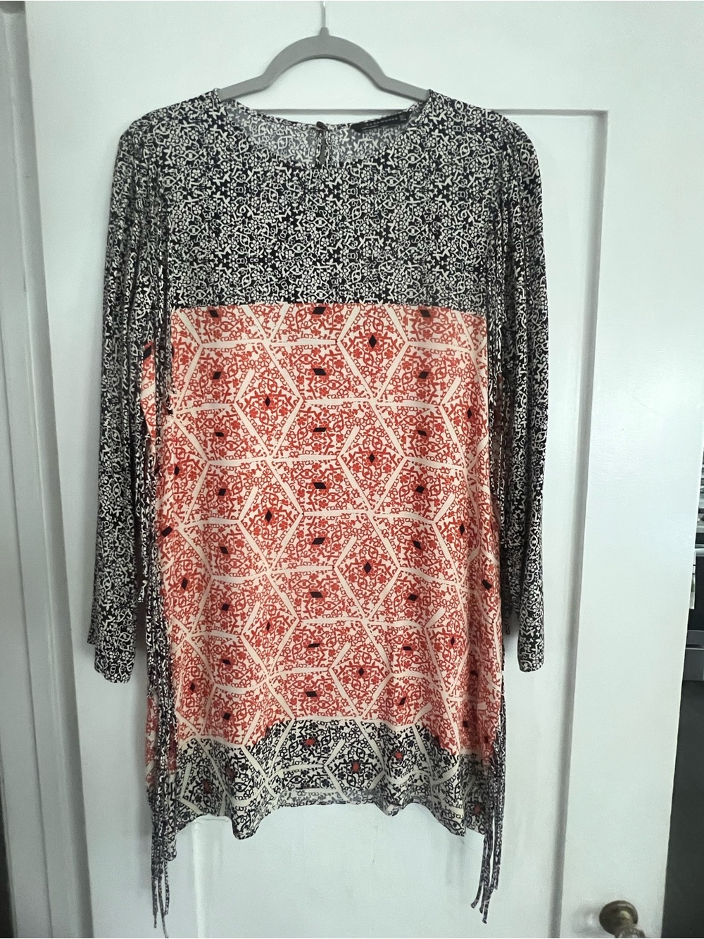 Zara Black and Coral Long Sleeve Patterned Tunic Dress